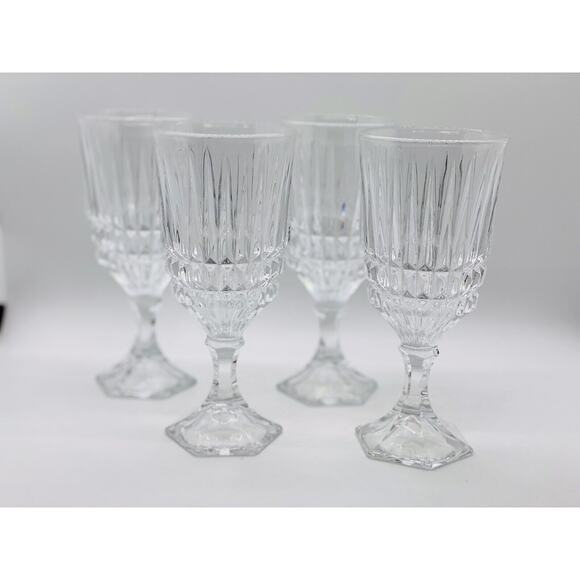 Fostoria Heritage Wine Glass set of 4 6oz 6 1/8" x 2 3/4" 147125 - Picture 2 of 8
